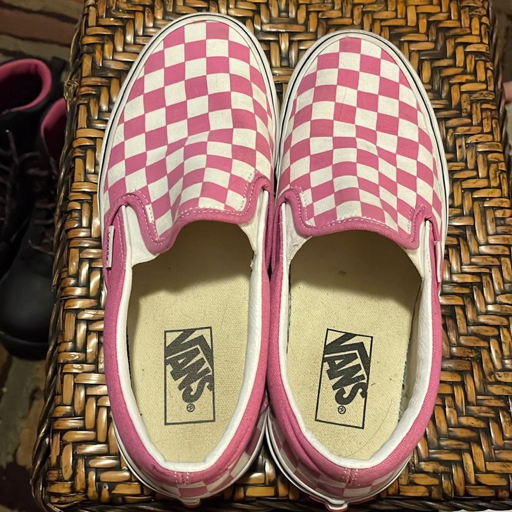 Pink checkered vans size 8 in women’s